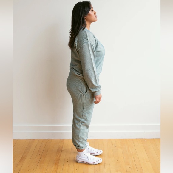 Fin and Vince French Terry Lounge Set - Picture 2 of 6